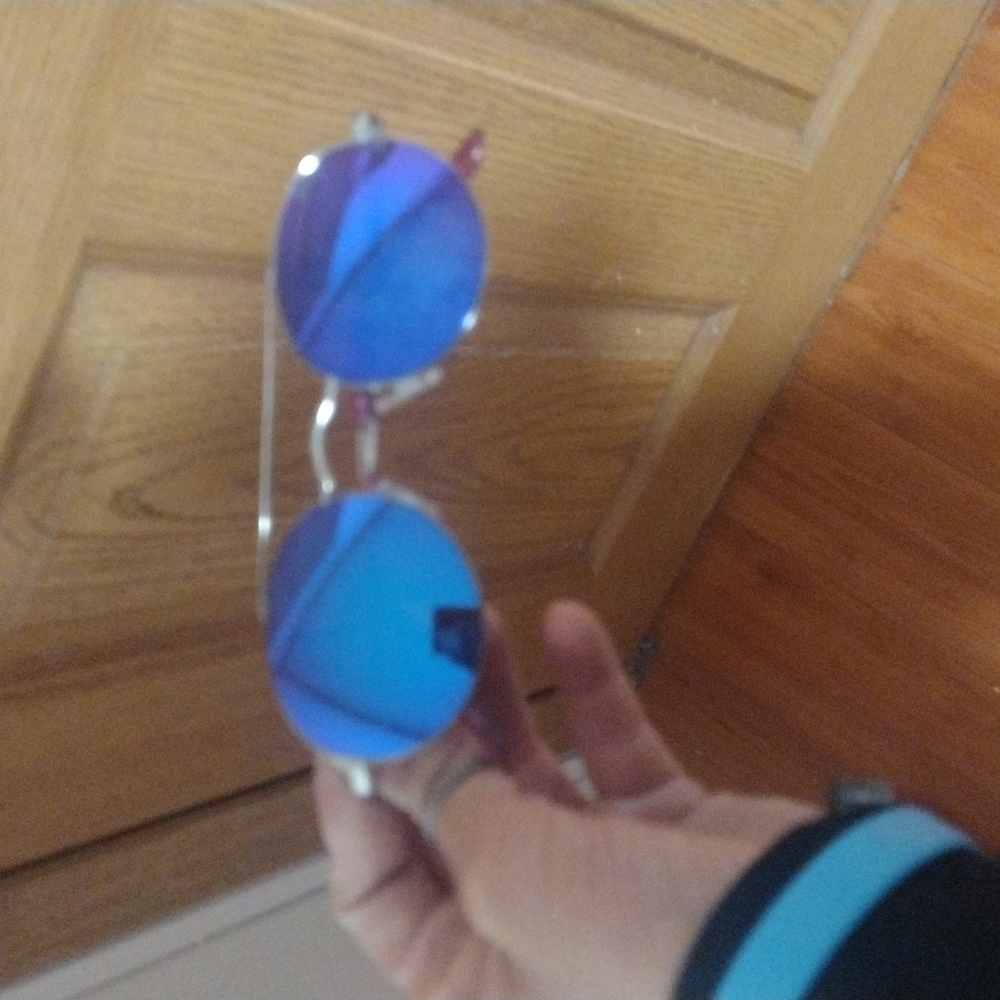 Sun glasses